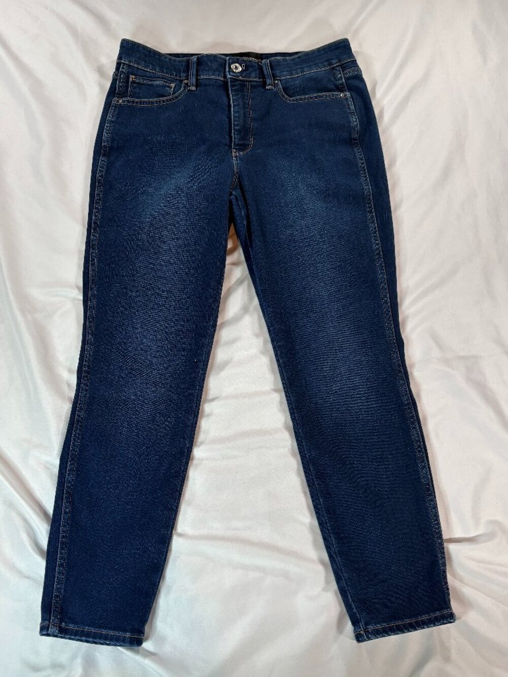 White House Black Market Cashmere Denim Jeans 10S          Lot F